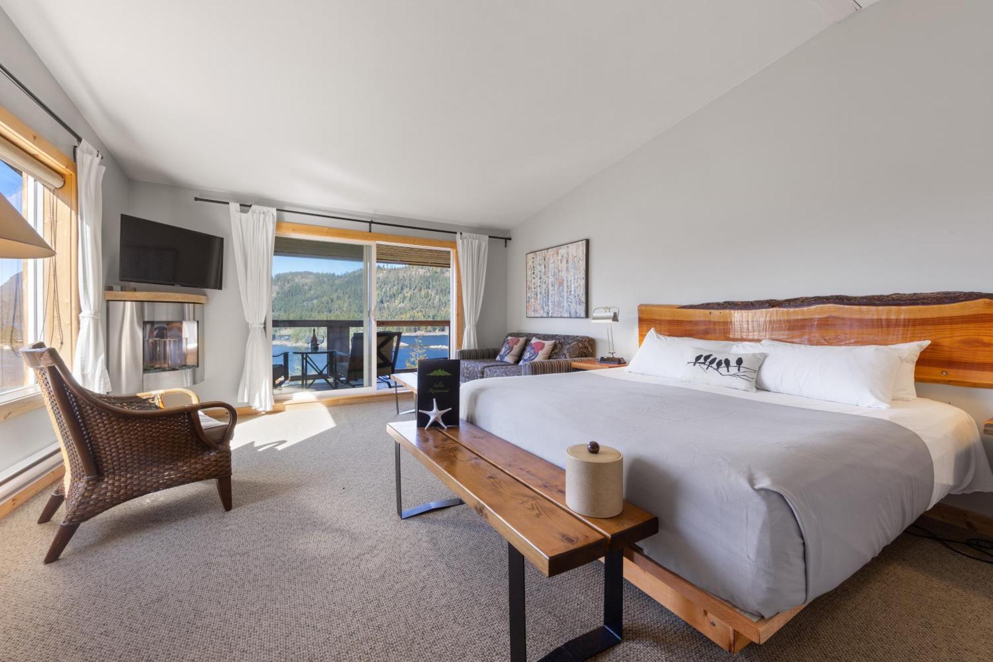 West Coast Wilderness Lodge Egmont Екстер'єр фото